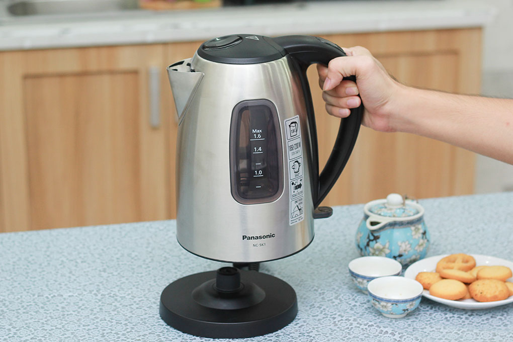 Ấm siêu tốc Panasonic NC-SK1BRA 1.6 lít