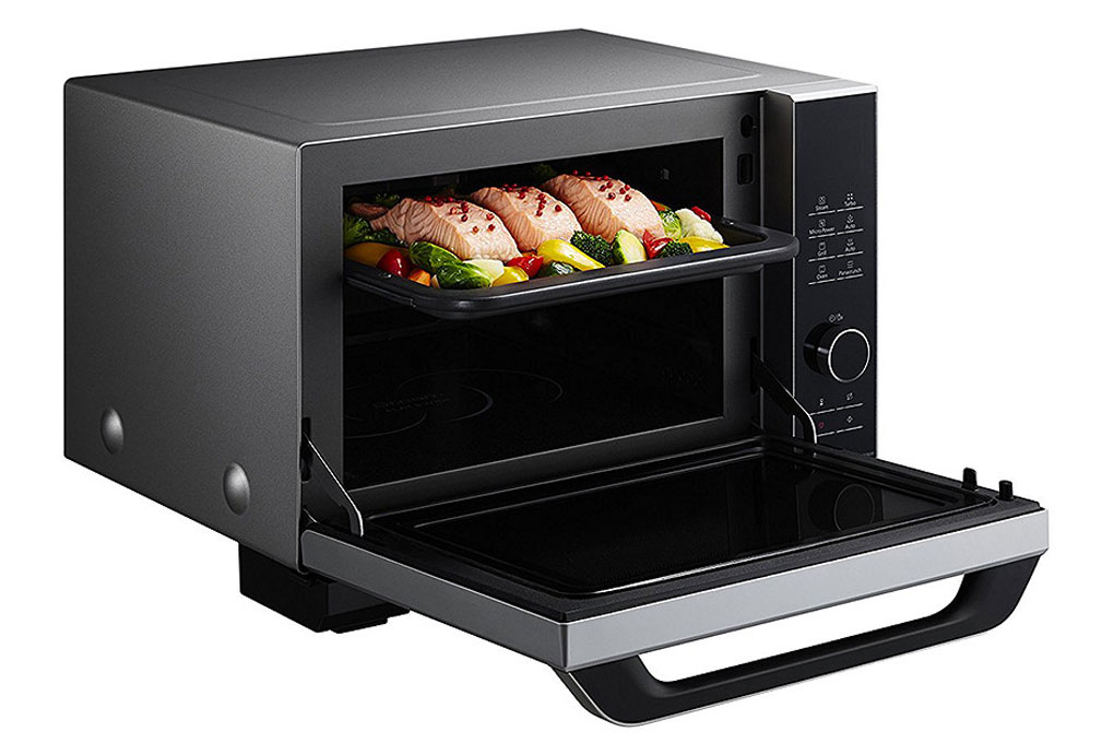 Lò vi sóng Panasonic NN-DS596BYUE có nướng 27 lít